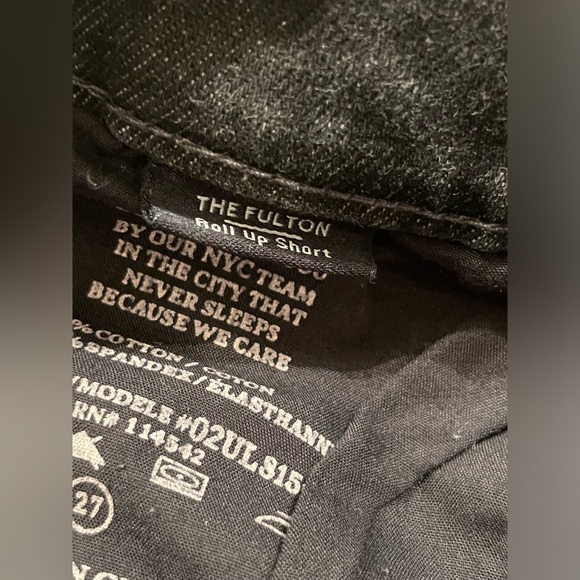 NWT Blank NYC The Fulton Distressed Roll Up Shorts - Picture 11 of 16